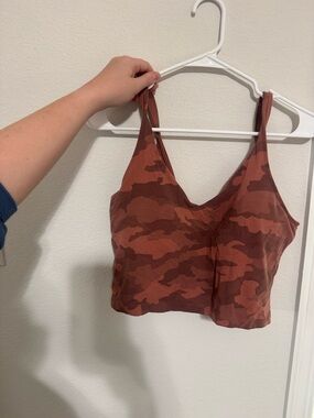 Lululemon Women's Camo Crop top